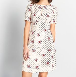 Modcloth Off White Floral Keyhole Dress Size 12